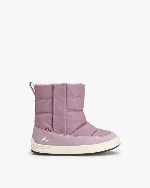 insulated boots for snow